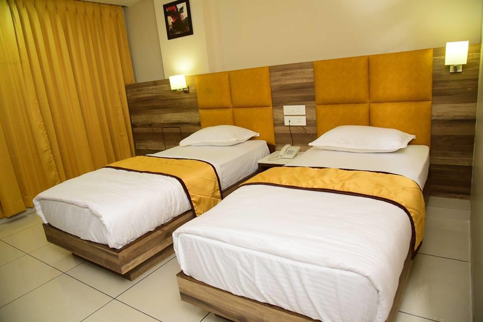 Hotel Ahmedabad Inn Extérieur photo