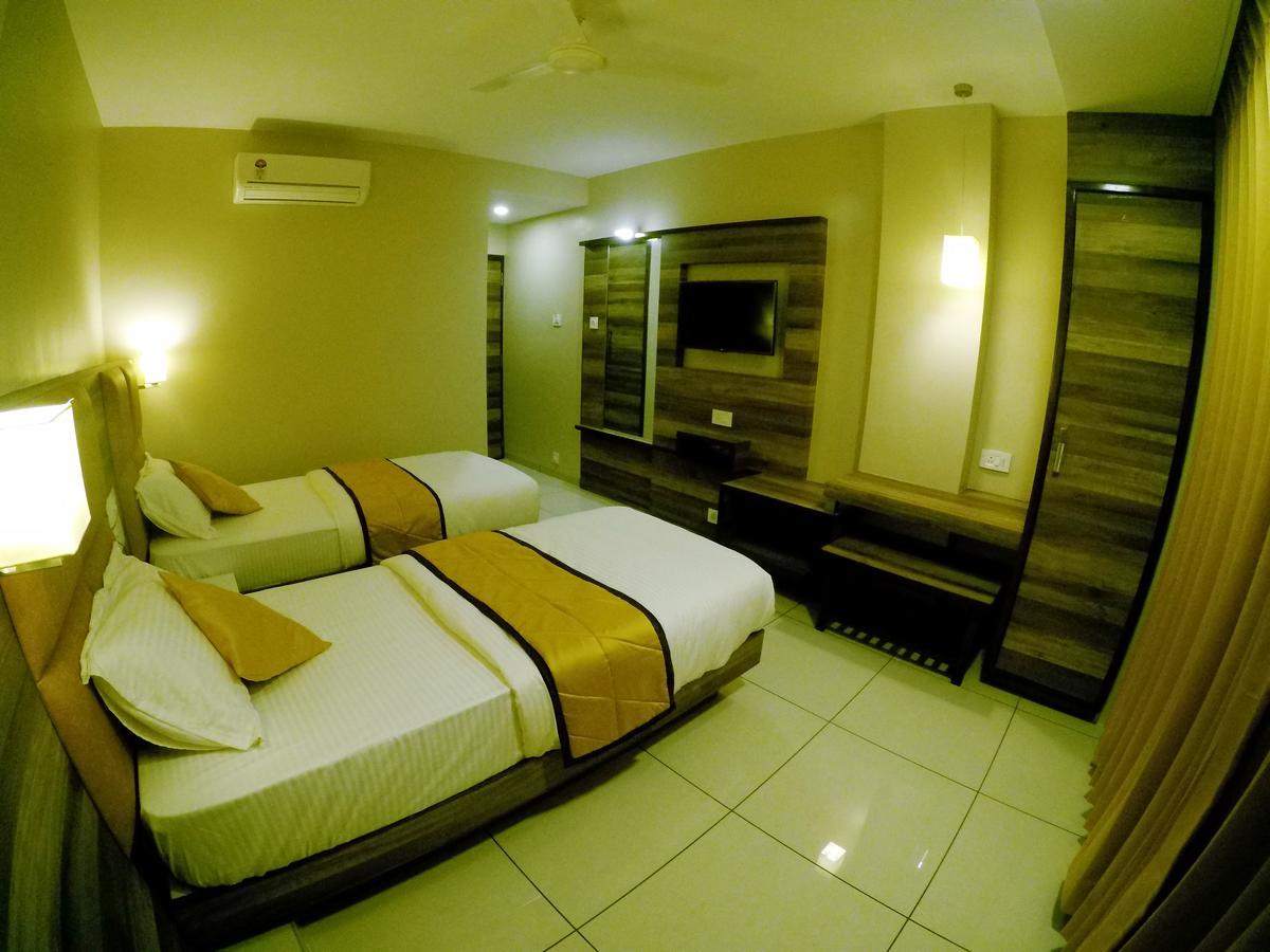 Hotel Ahmedabad Inn Extérieur photo
