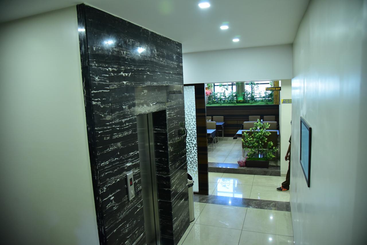 Hotel Ahmedabad Inn Extérieur photo