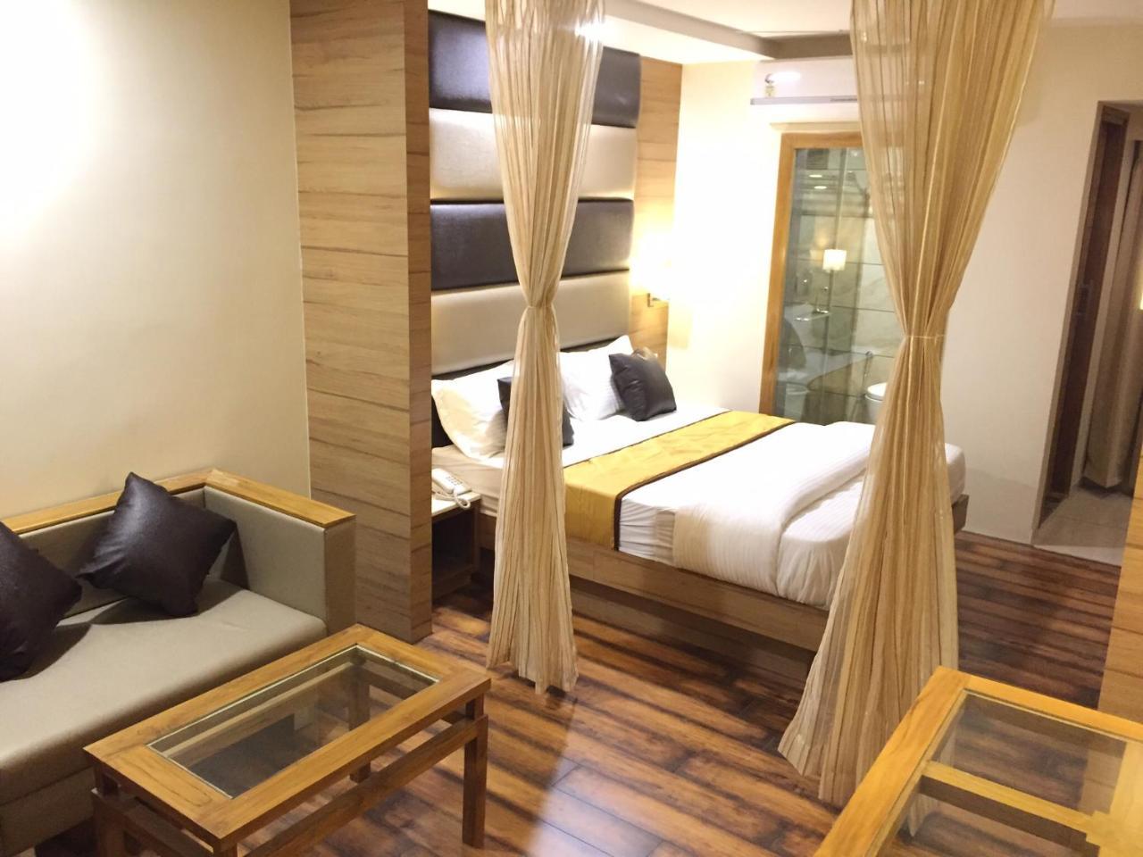 Hotel Ahmedabad Inn Extérieur photo